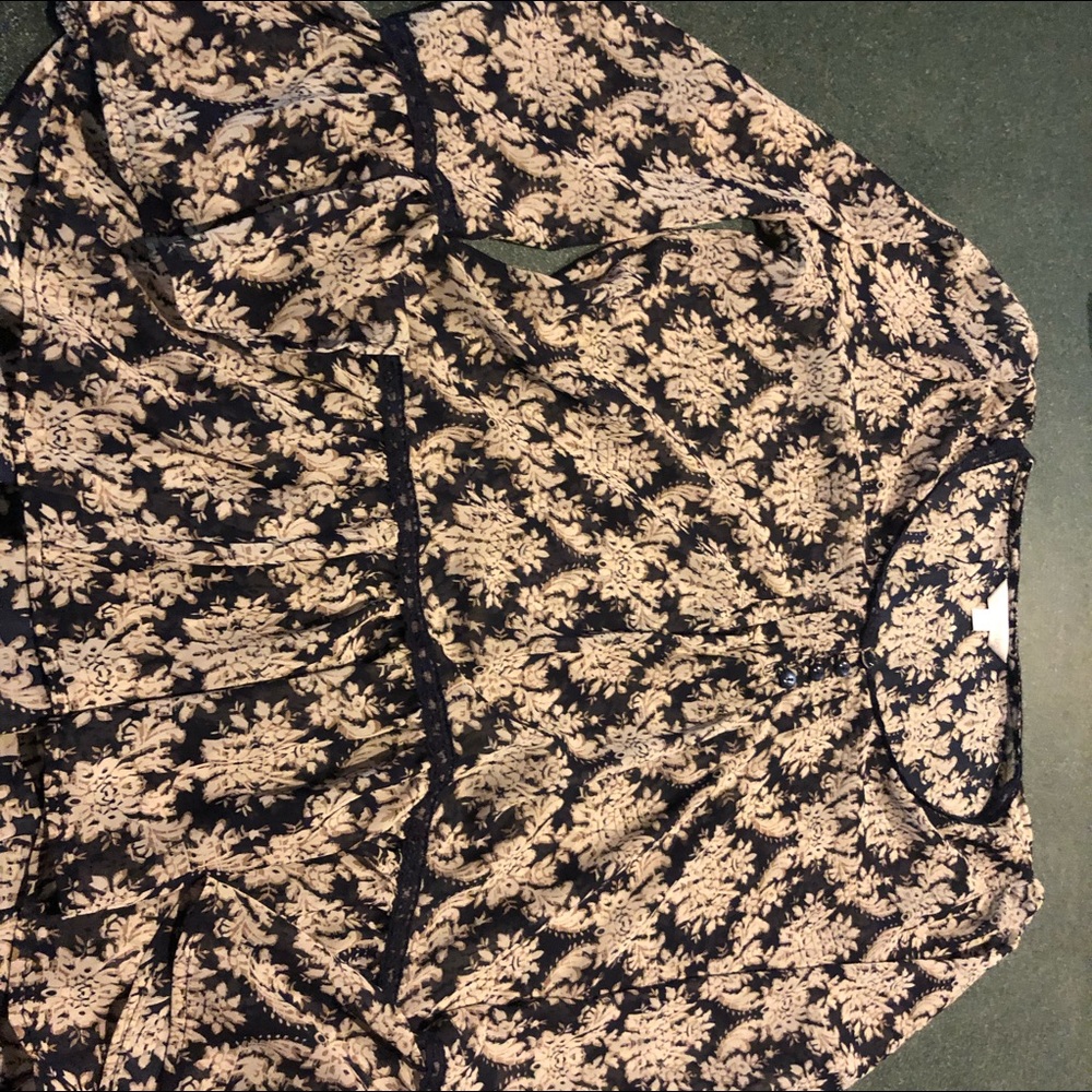 Black and Cream Peasant Style blouse